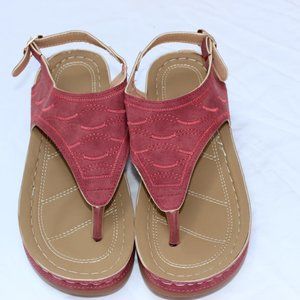 WOMENS PINK THONG BUCKLE SANDALS SIZE 11M EMBROIDERED CUSHIONED NON-SKID SOLE